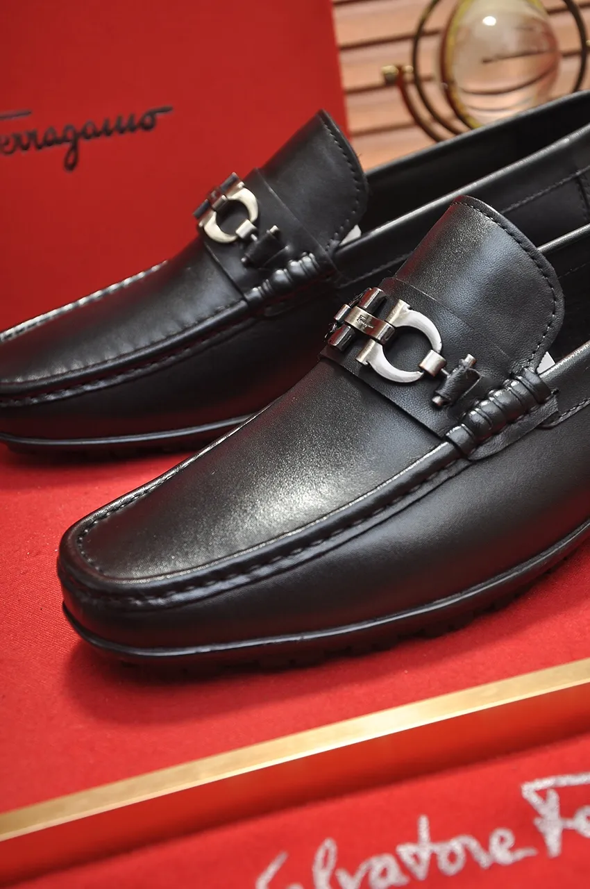 Men's shoes 💰480💶 [Ferragamo/Ferragamo] The latest model in the counter. Original imported open-sided fine cowhide hand-woven + imported 🐂 cowhide + original luxury metal buckle + original combination outsole. No pressure in comparison 38--44🎉
